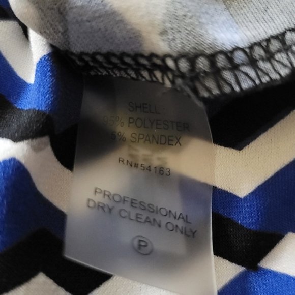 Calvin Klein Sleeveless Top Black Navy White Gray P2P 18 L 17 - Picture 6 of 6